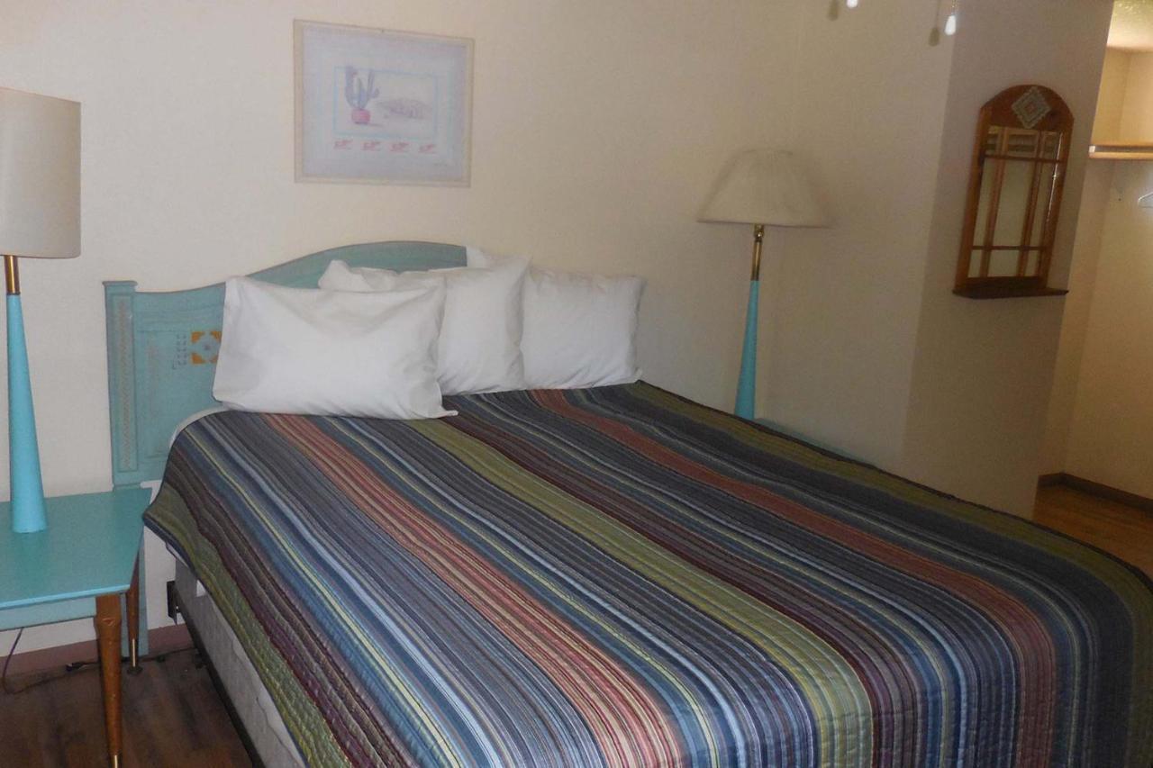 Motel Elkhorn 4*