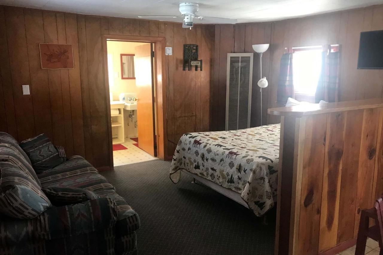 Motel Elkhorn 4*